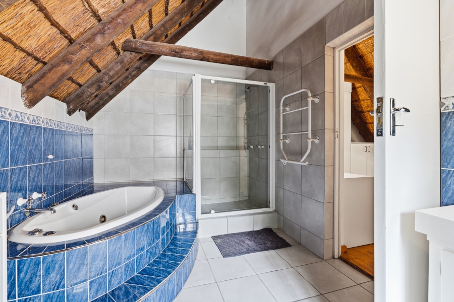 5 Bedroom Property for Sale in Pinelands Western Cape